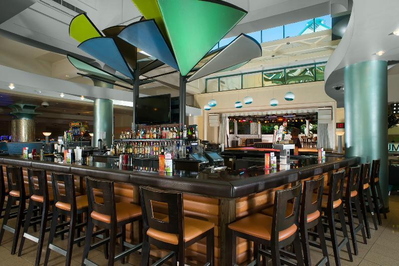 Great Cedar Hotel At Foxwoods 레디어드 센터 외부 사진