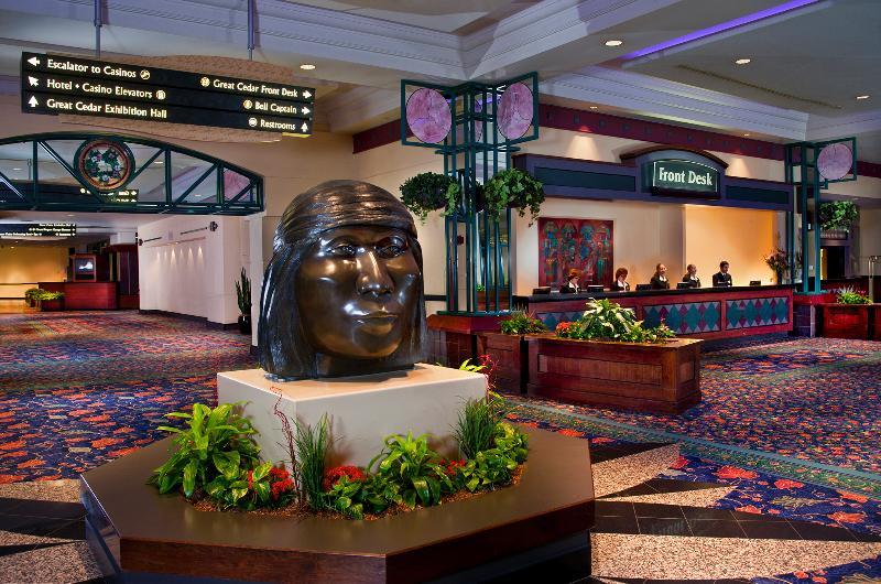 Great Cedar Hotel At Foxwoods 레디어드 센터 외부 사진