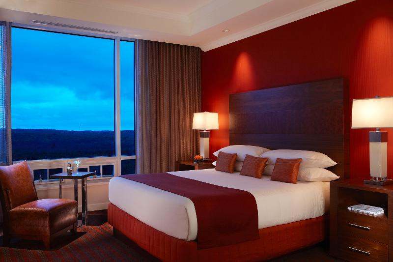 Great Cedar Hotel At Foxwoods 레디어드 센터 외부 사진