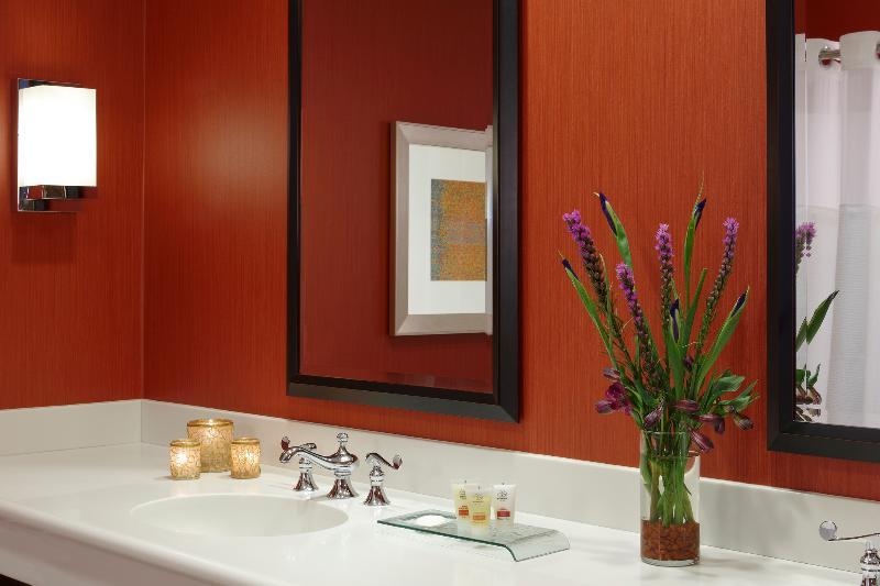 Great Cedar Hotel At Foxwoods 레디어드 센터 외부 사진