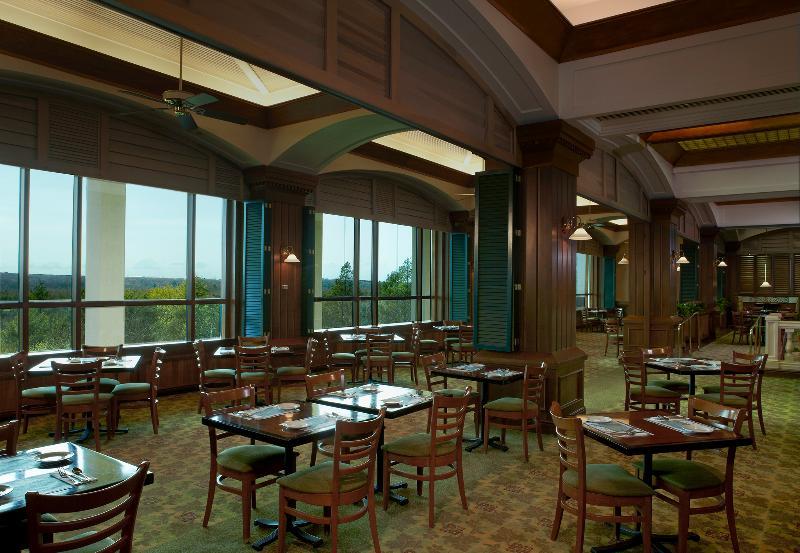 Great Cedar Hotel At Foxwoods 레디어드 센터 외부 사진